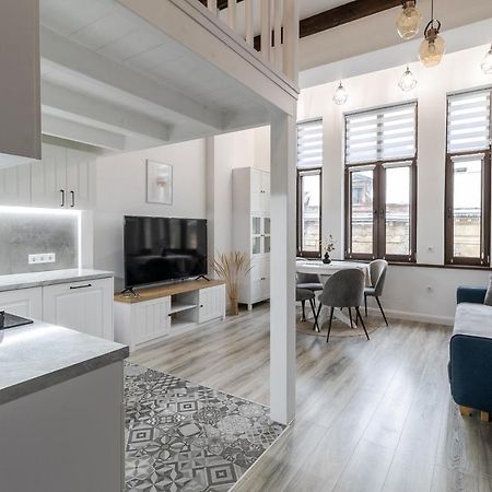 Inshiapartments On Slovatskoho Str Львів Екстер'єр фото