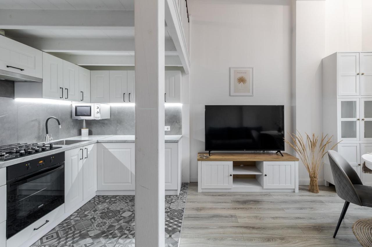 Inshiapartments On Slovatskoho Str Львів Екстер'єр фото