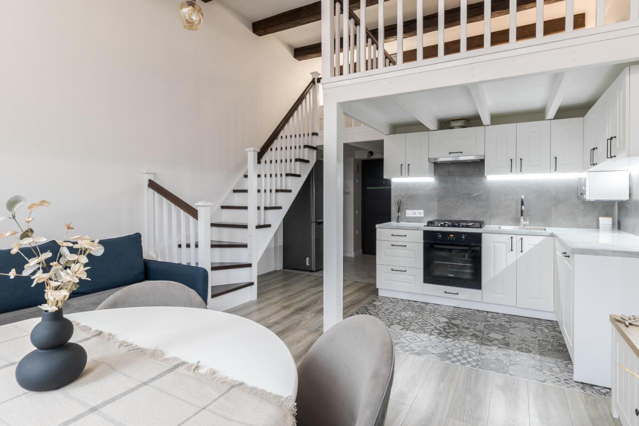Inshiapartments On Slovatskoho Str Львів Екстер'єр фото
